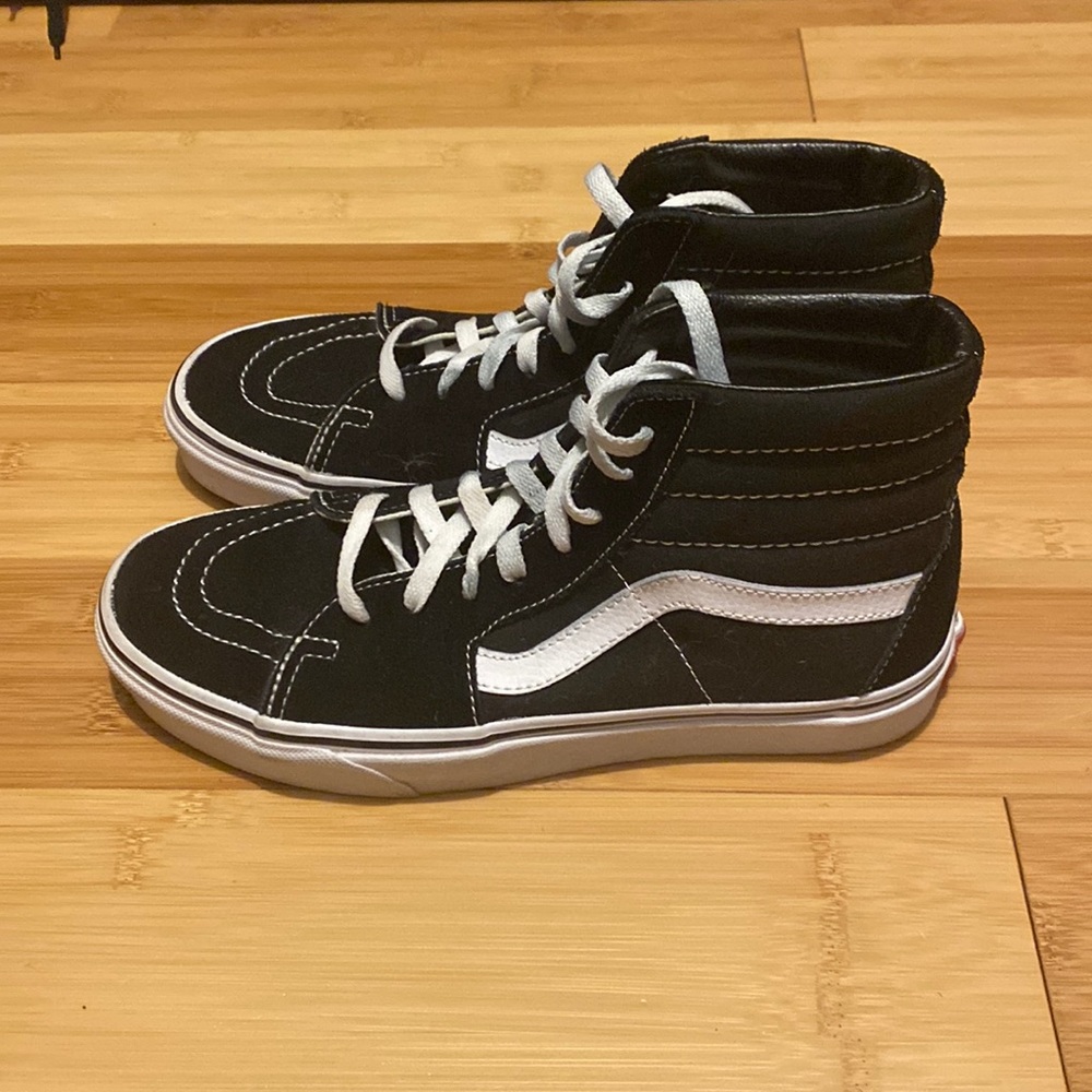 COPY - ❤️‍🔥 EUC High Top Van sneakers